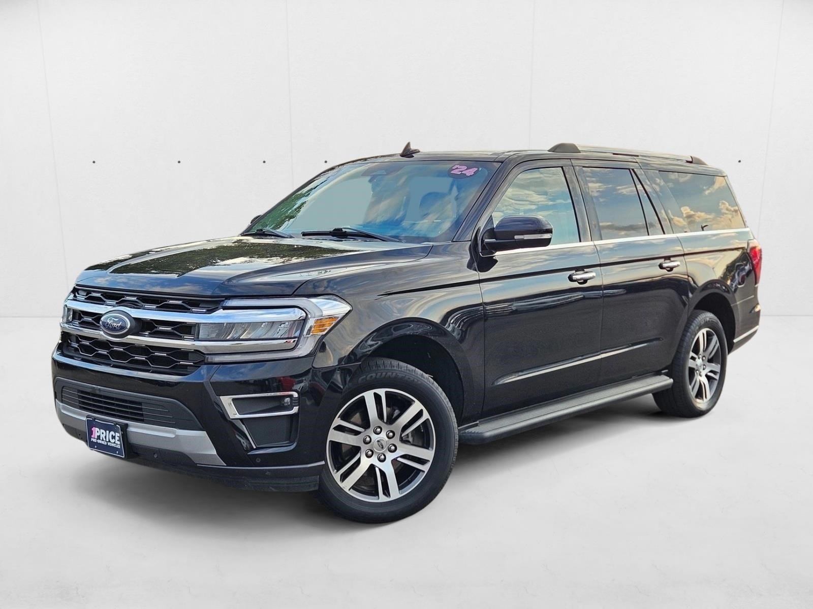 2024 Ford Expedition Limited's photo