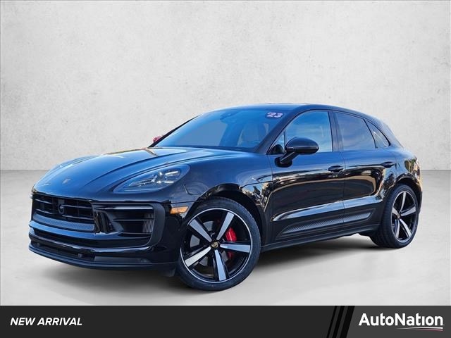2023 Porsche Macan S's photo
