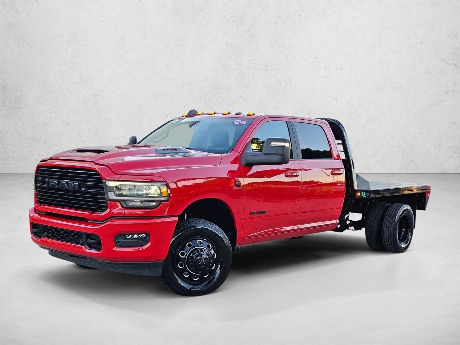 2024 RAM Ram 3500 Pickup Laramie's photo