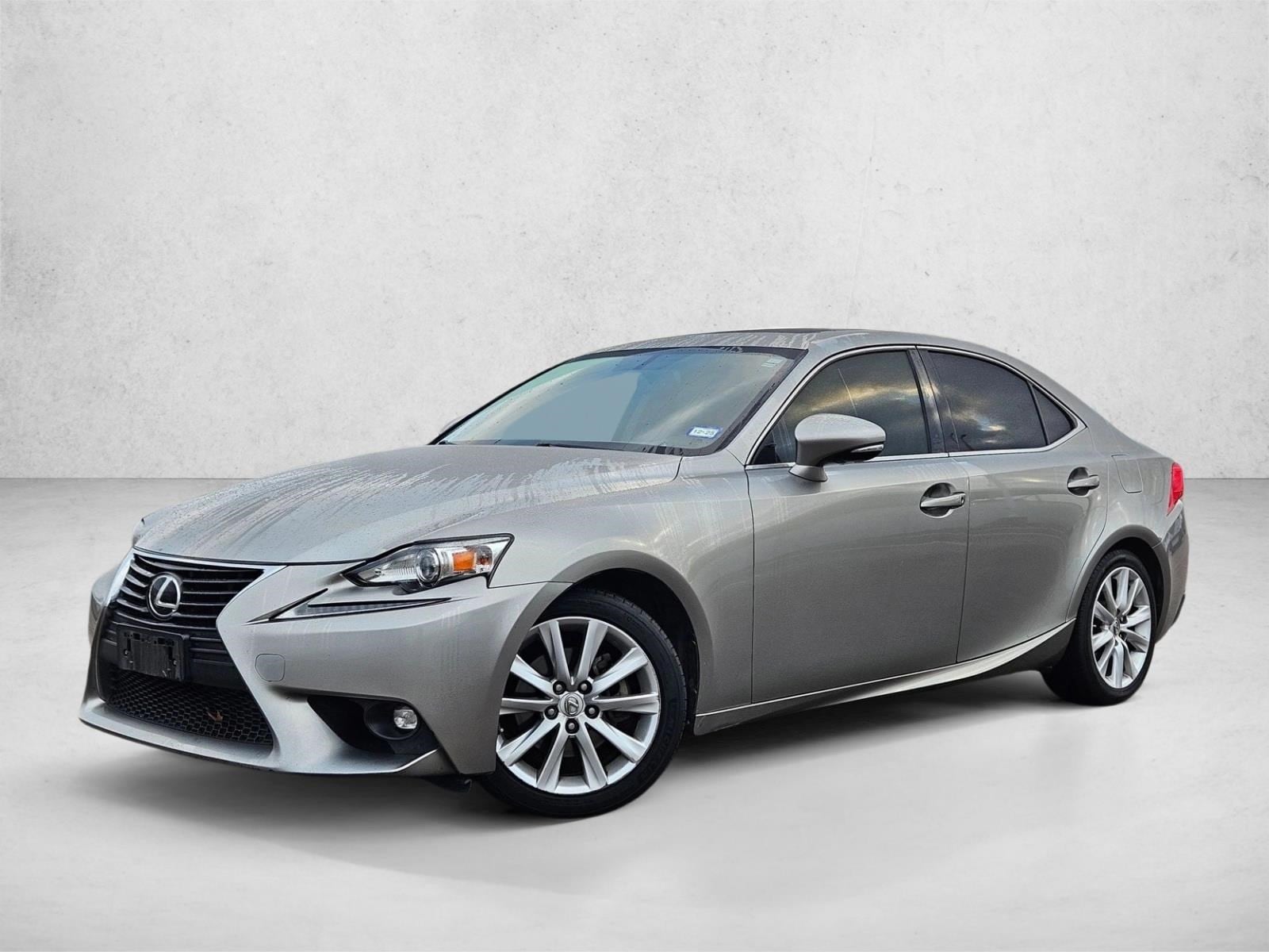 2015 Lexus IS 250's photo