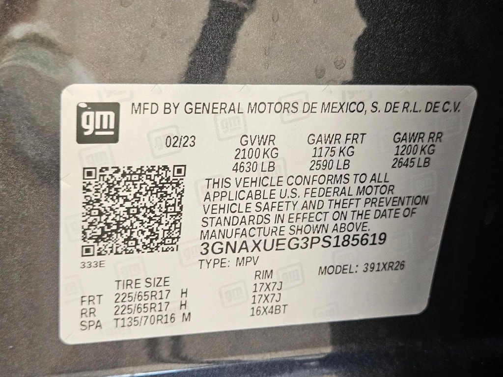 2023 Chevrolet Equinox LT photo 2