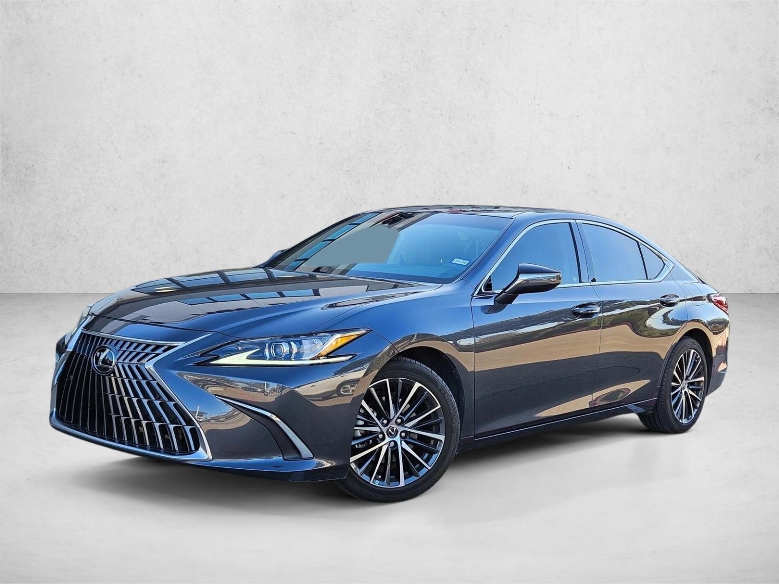 2022 Lexus ES 350's photo