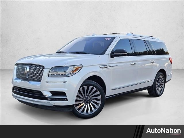 2019 Lincoln Navigator Reserve's photo