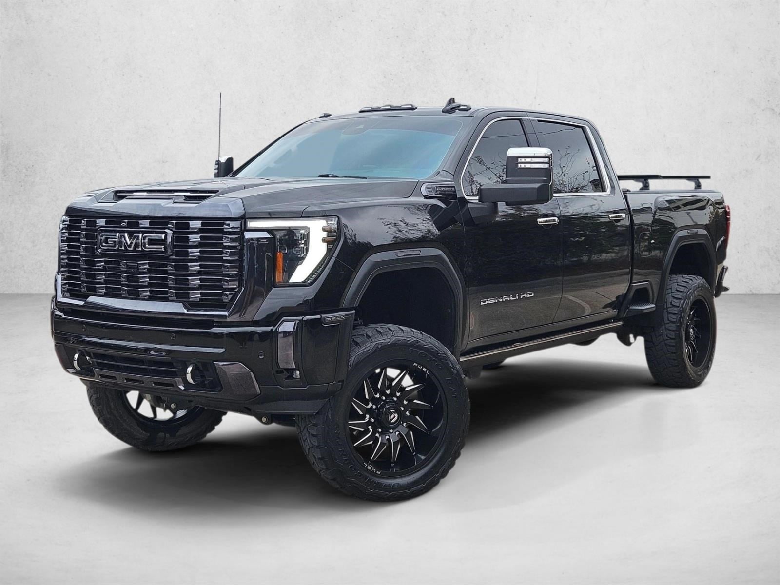 2024 GMC Sierra 2500HD Denali Ultimate's photo