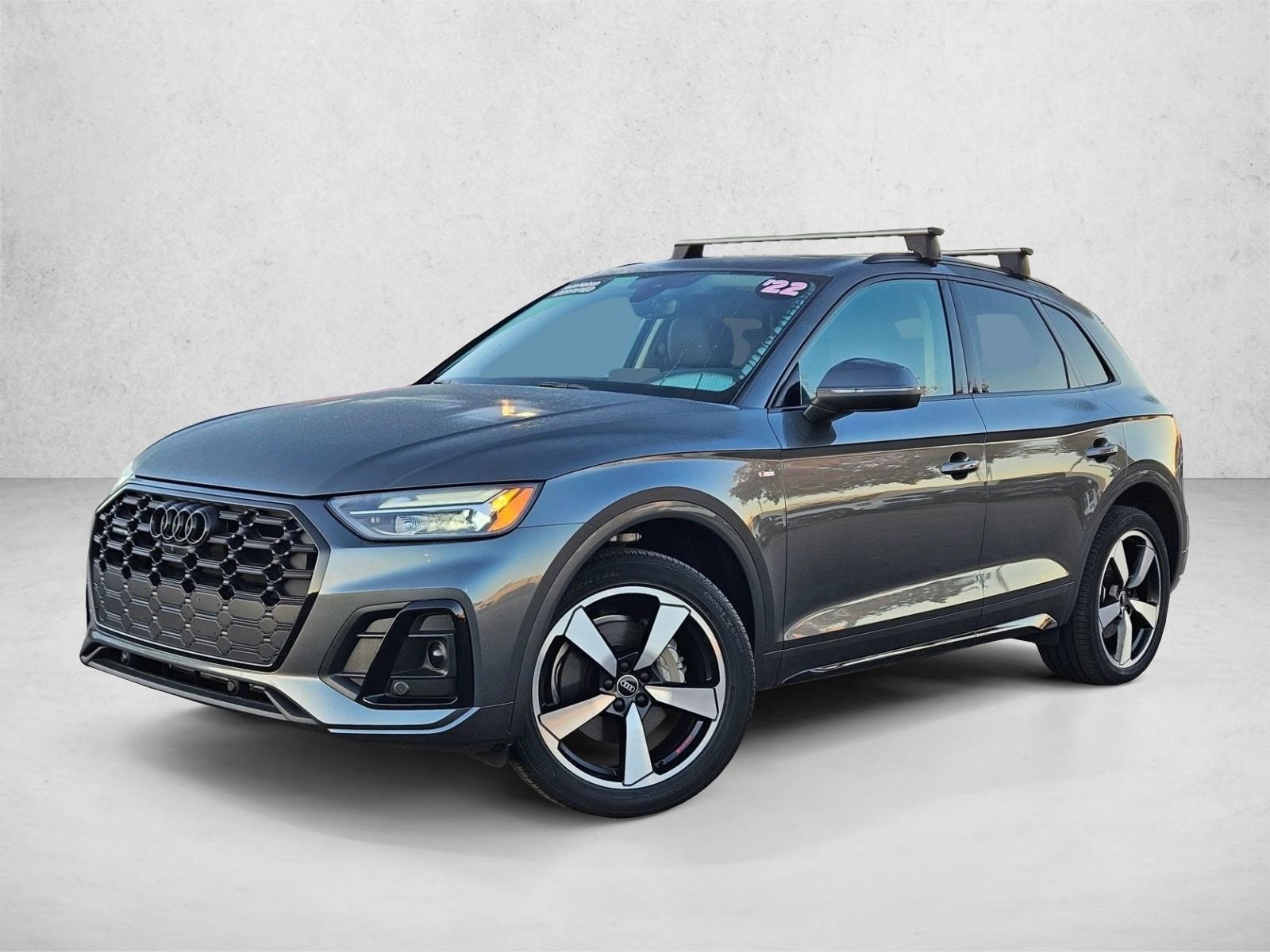 2022 Audi Q5 Premium Plus's photo