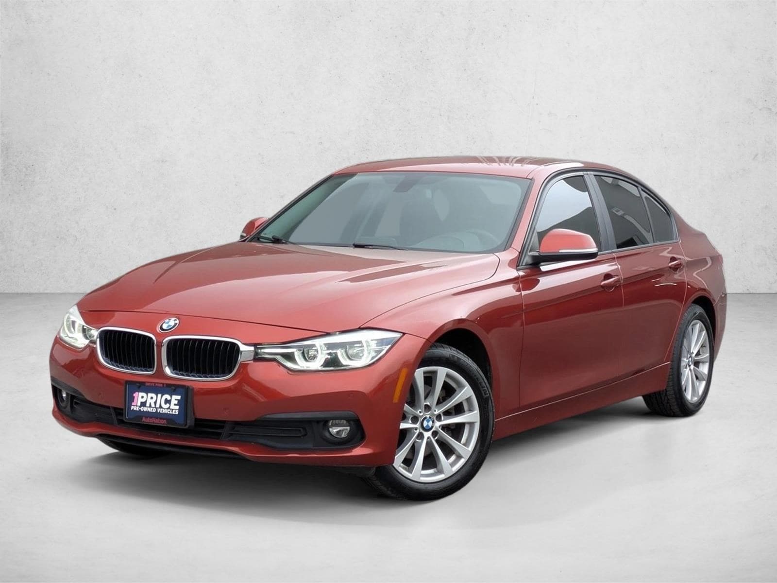 2018 BMW 3 Series 320i's photo