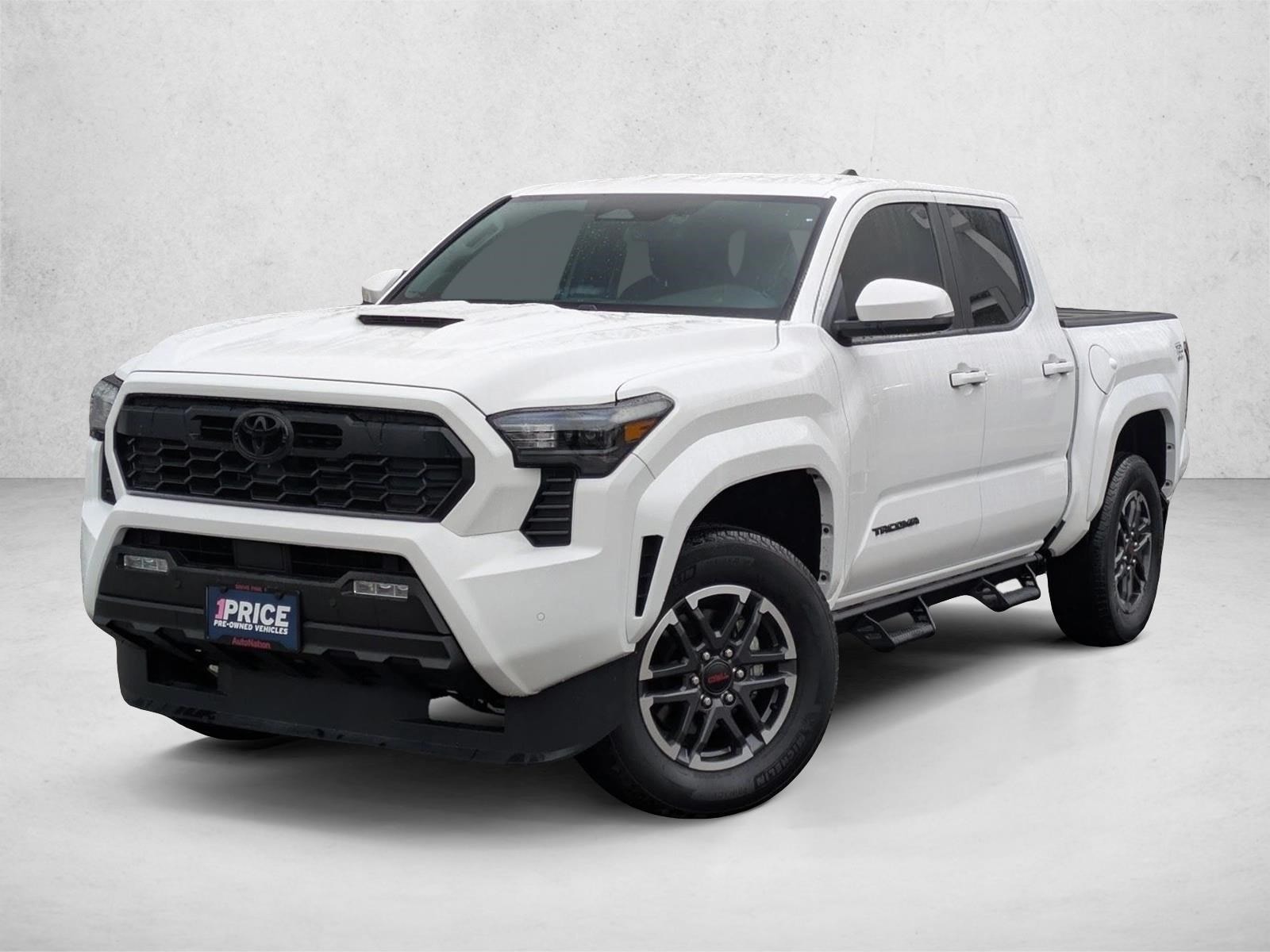 2024 Toyota Tacoma TRD Sport's photo