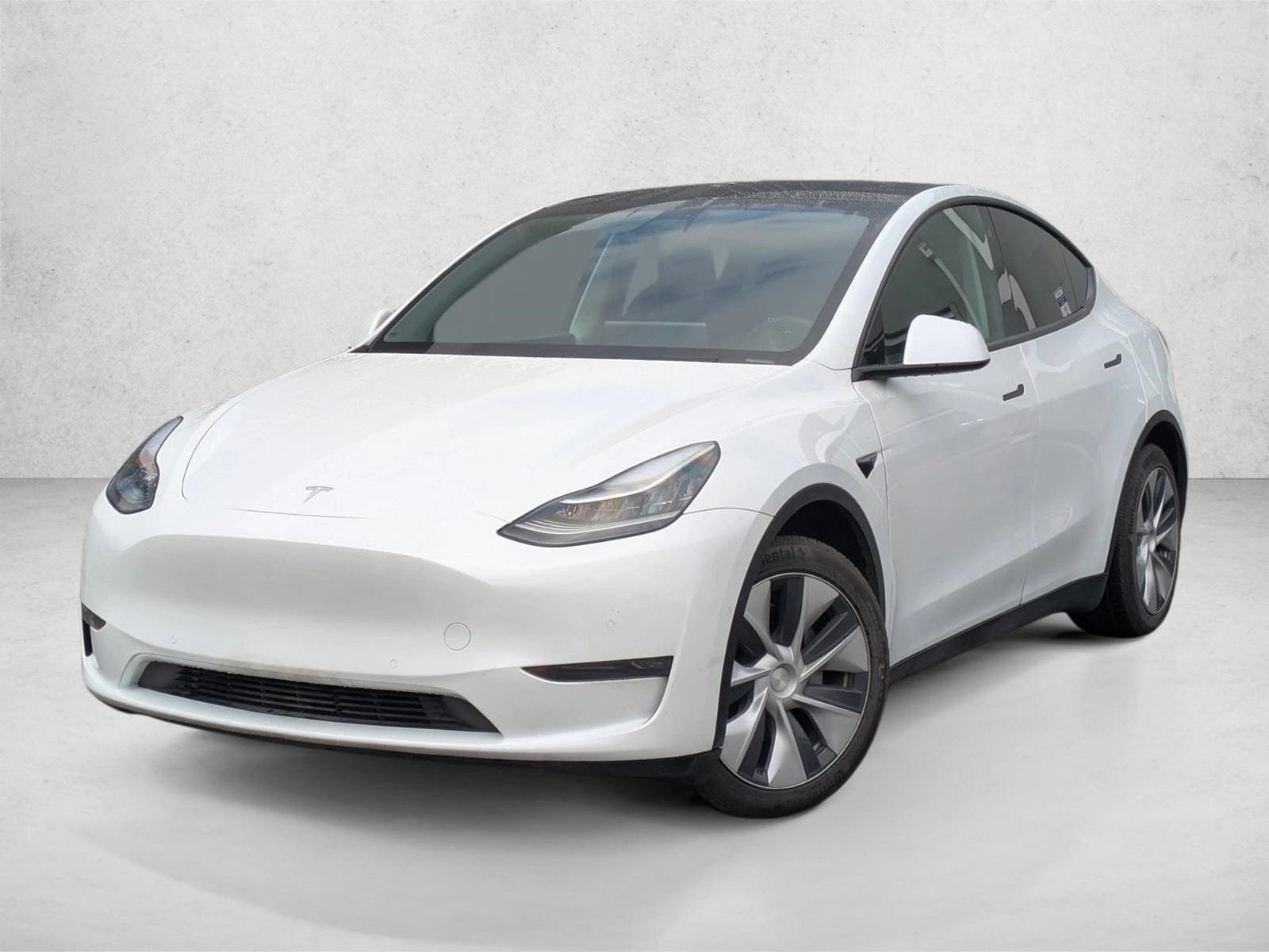 2020 Tesla Model Y Long Range's photo