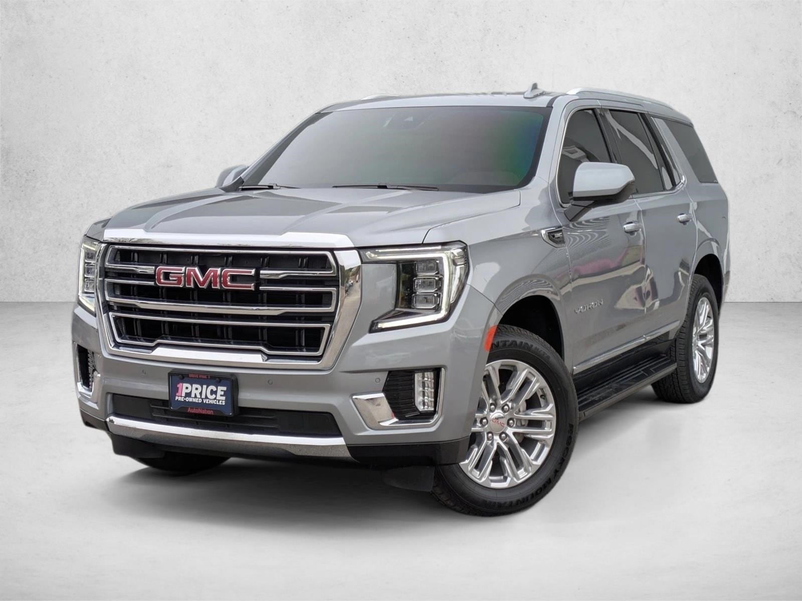 2024 GMC Yukon SLT's photo