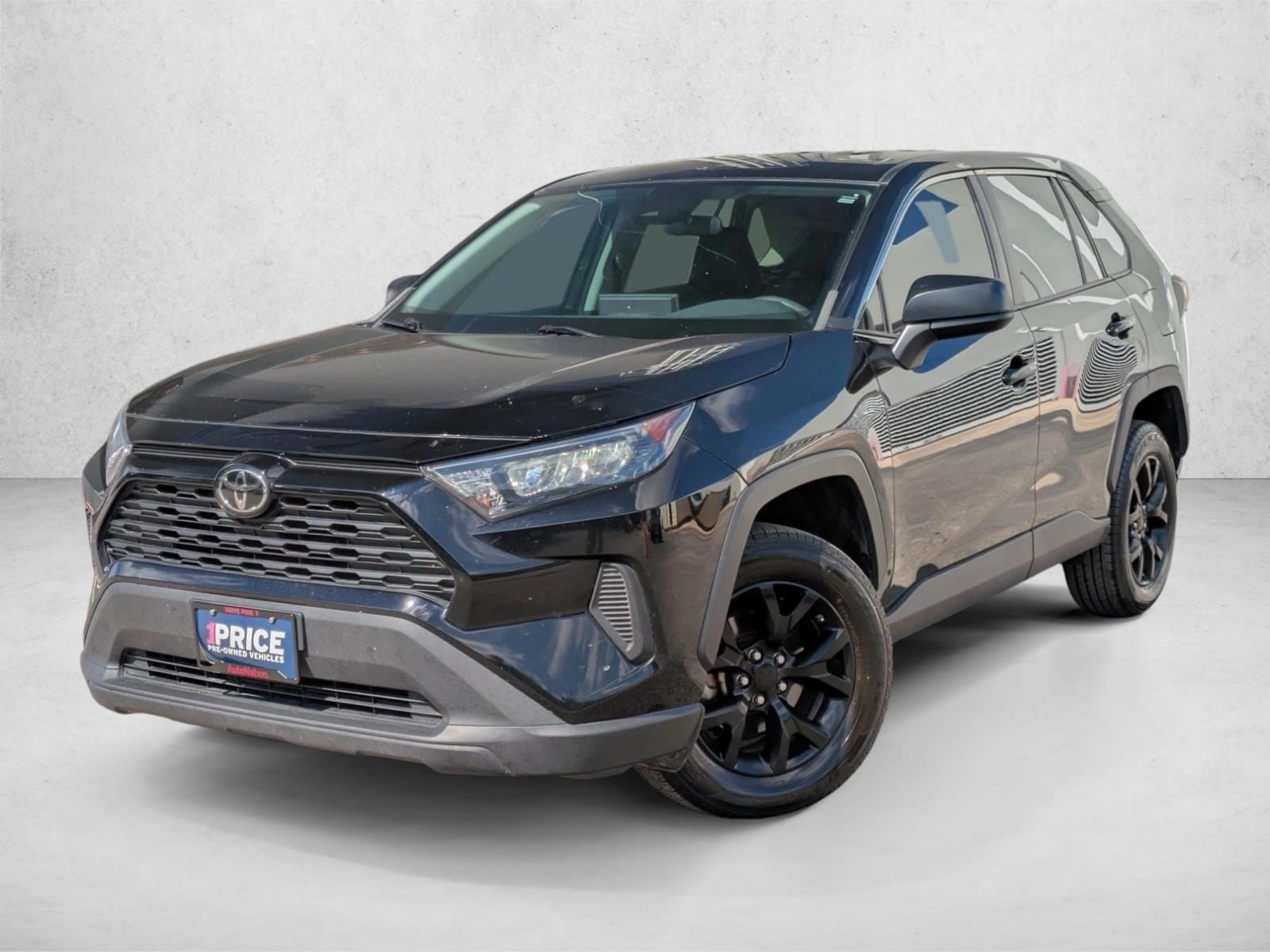 2022 Toyota RAV4 LE