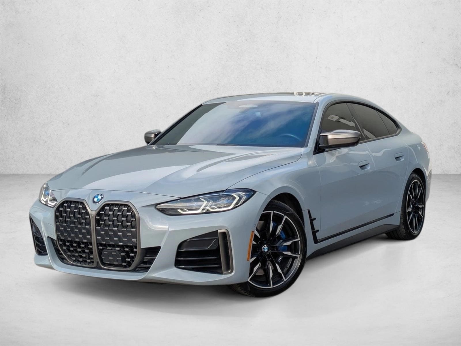 2022 BMW 4 Series M440i's photo