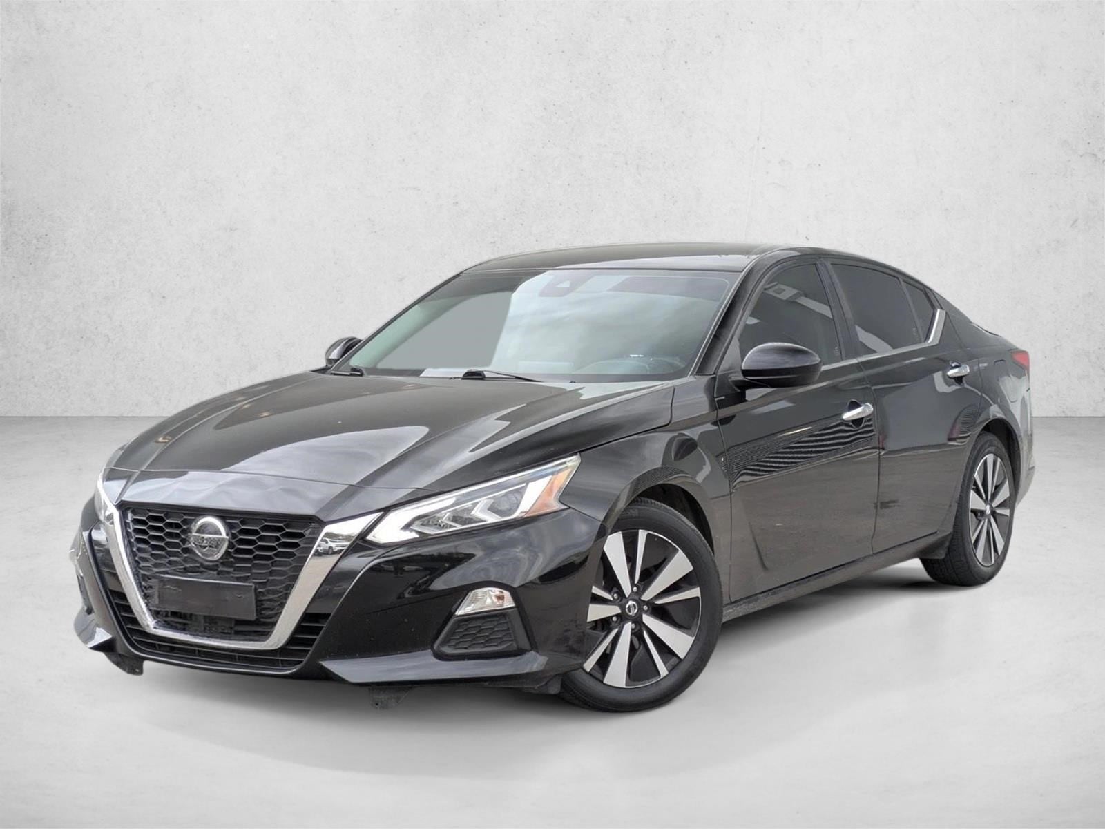 2022 Nissan Altima SV