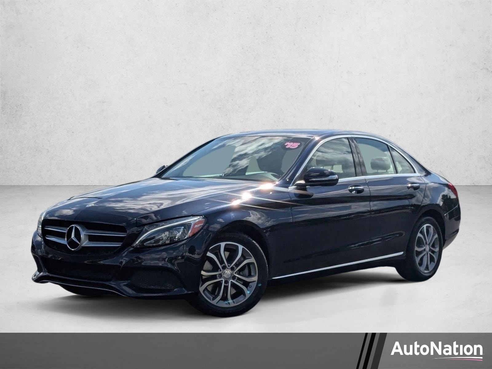 2015 Mercedes-Benz C-Class C300's photo