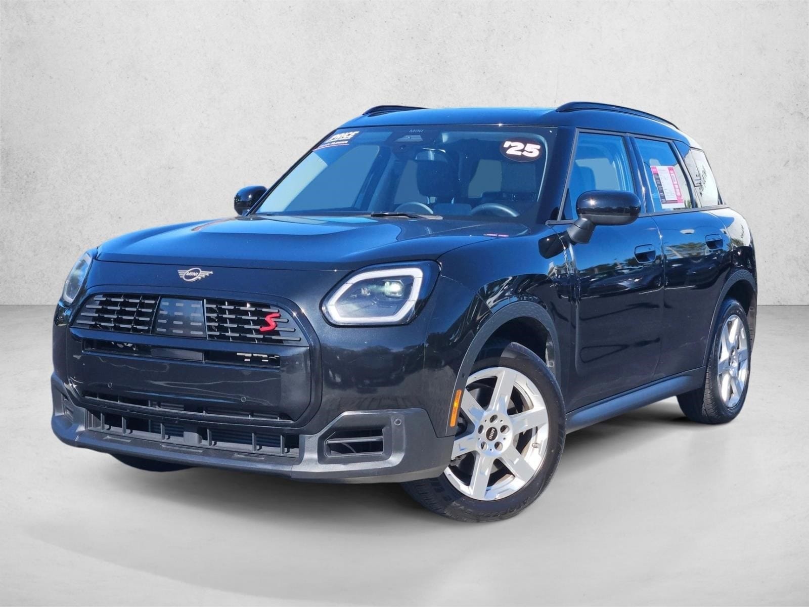 2025 MINI Countryman S's photo