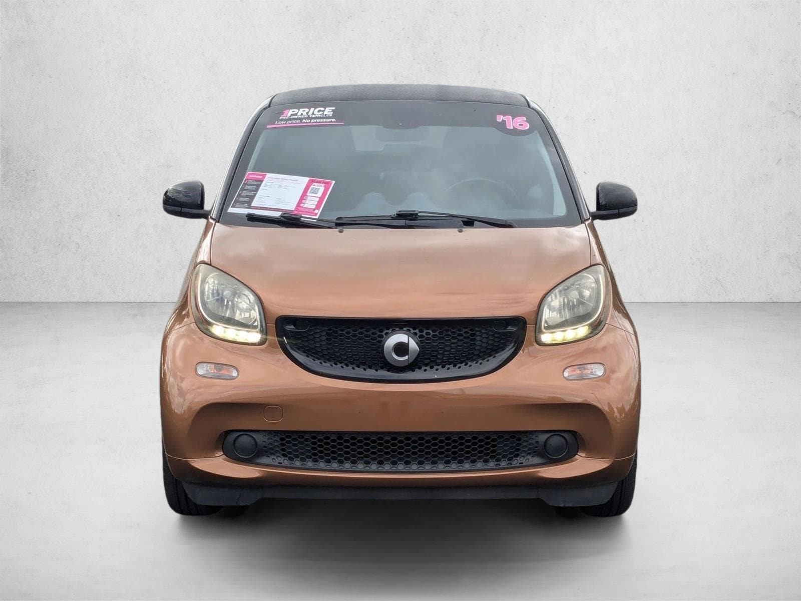 Used 2016 smart fortwo passion with VIN WMEFJ5DA4GK053632 for sale in Sanford, FL