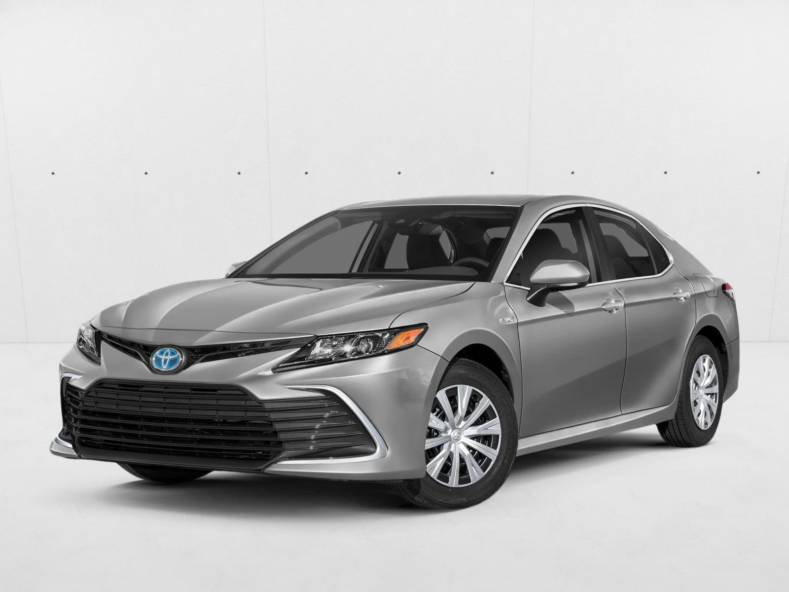 2023 Toyota Camry LE's photo