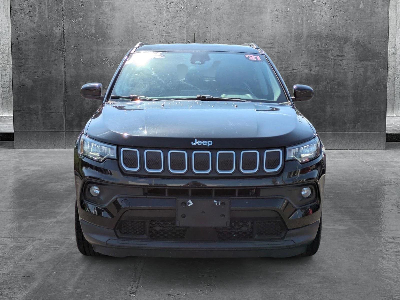 Used 2022 Jeep Compass Latitude with VIN 3C4NJDBB8NT132166 for sale in Sanford, FL