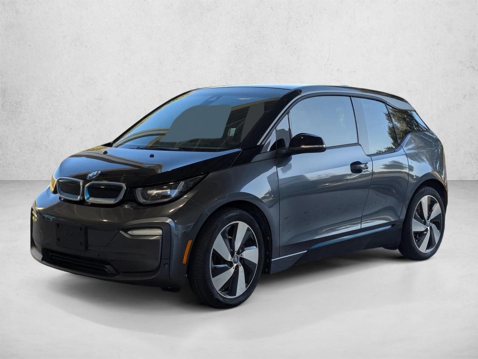 2018 BMW i3 Base's photo