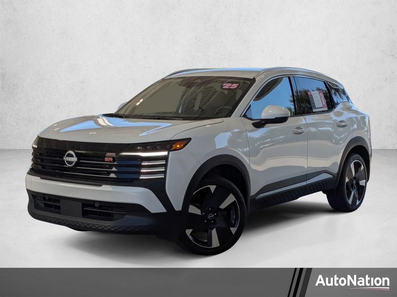 2025 Nissan Kicks 2.0 SR AWD's photo