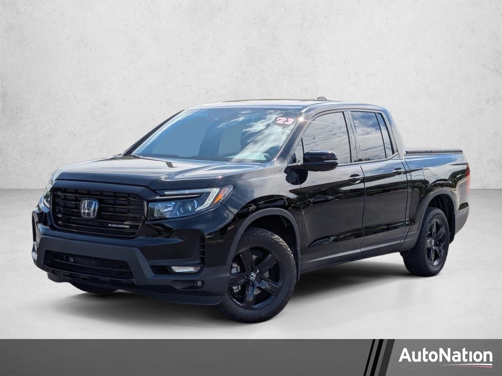 2023 Honda Ridgeline Black Edition's photo