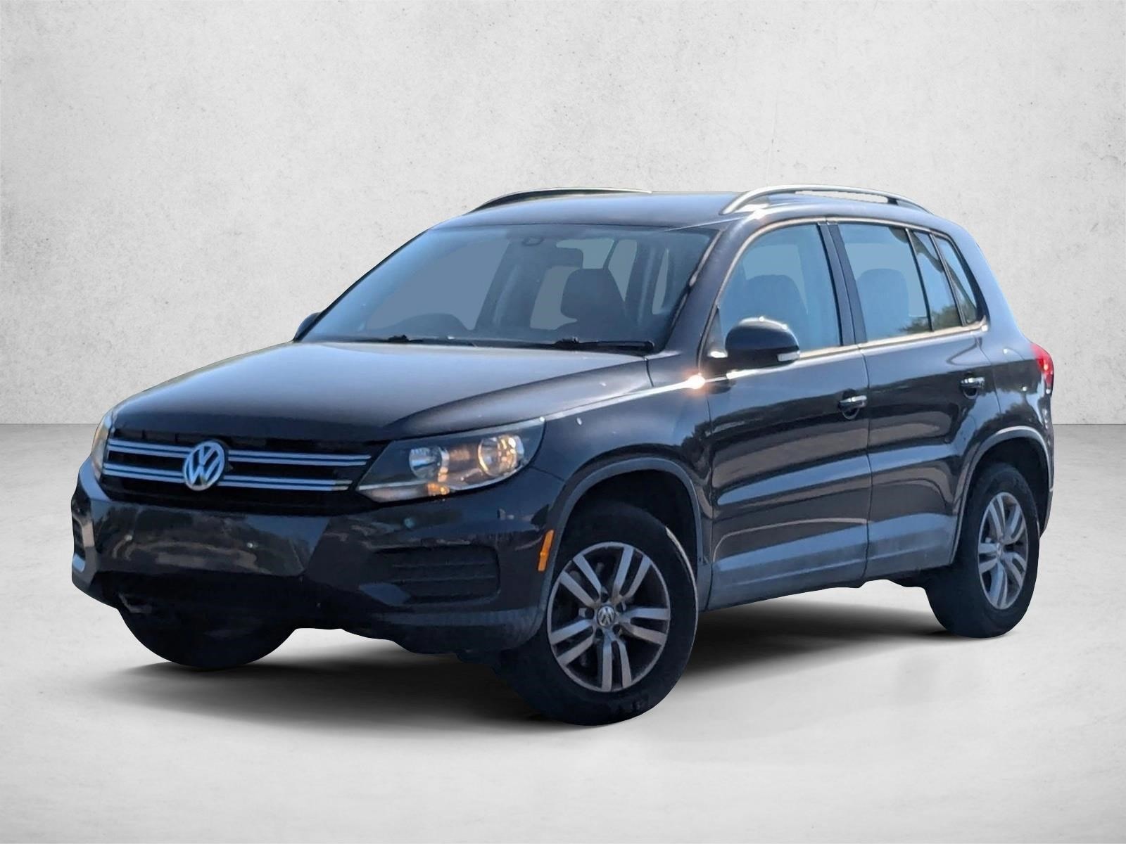 2016 Volkswagen Tiguan S