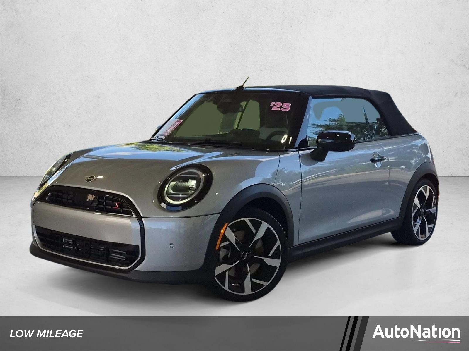 2025 MINI Convertible