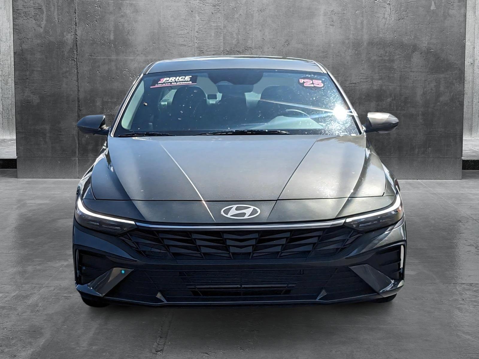 Used 2025 Hyundai Elantra SE with VIN KMHLL4DG0SU980632 for sale in Sanford, FL