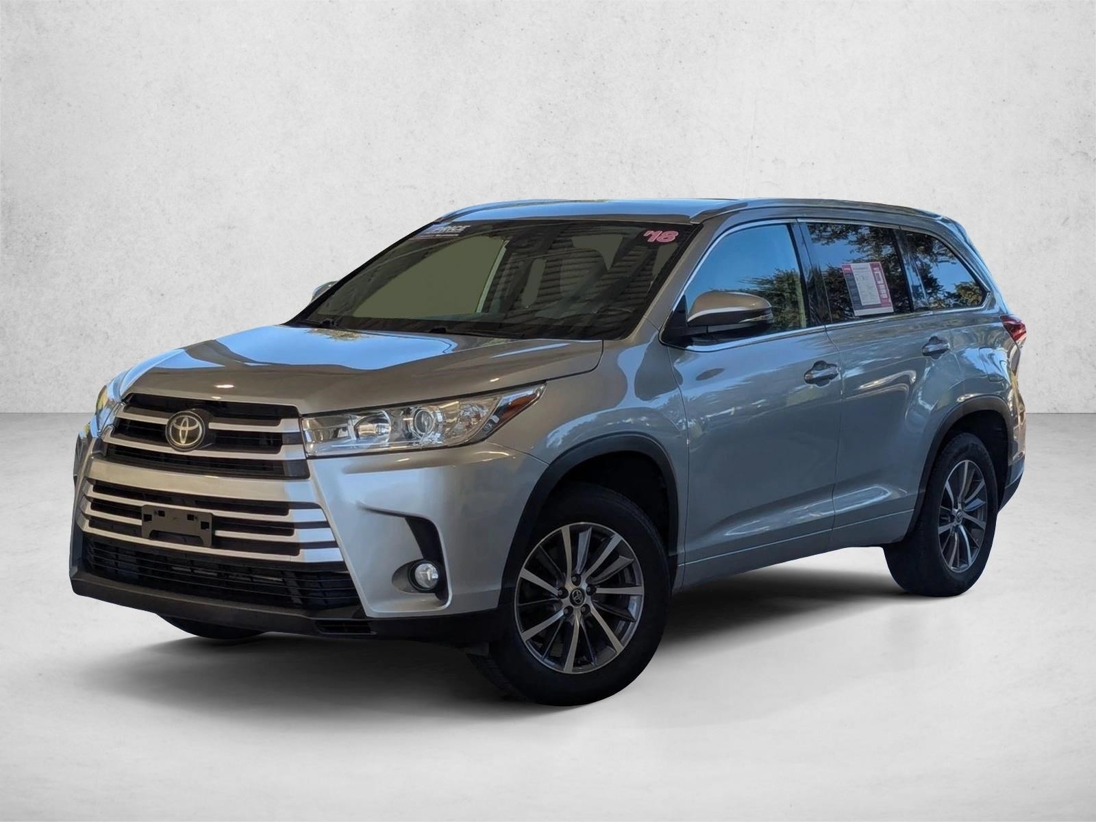 2018 Toyota Highlander XLE's photo