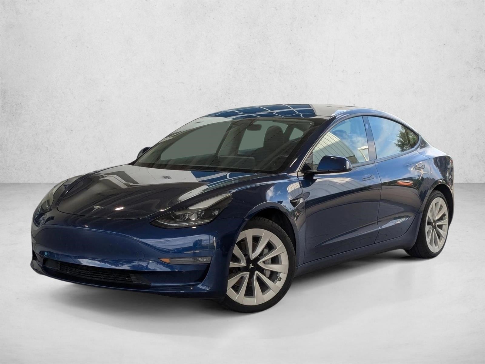 2022 Tesla Model 3 Long Range's photo
