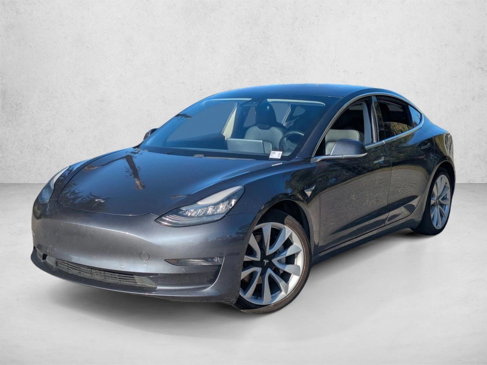 2018 Tesla Model 3 Long Range's photo