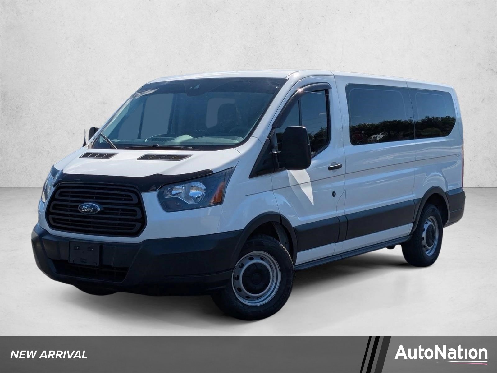 2018 Ford Transit 150 XL Wagon Low Roof Sliding Pass. 130's photo