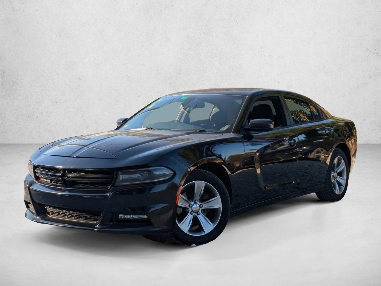 2016 Dodge Charger SXT's photo