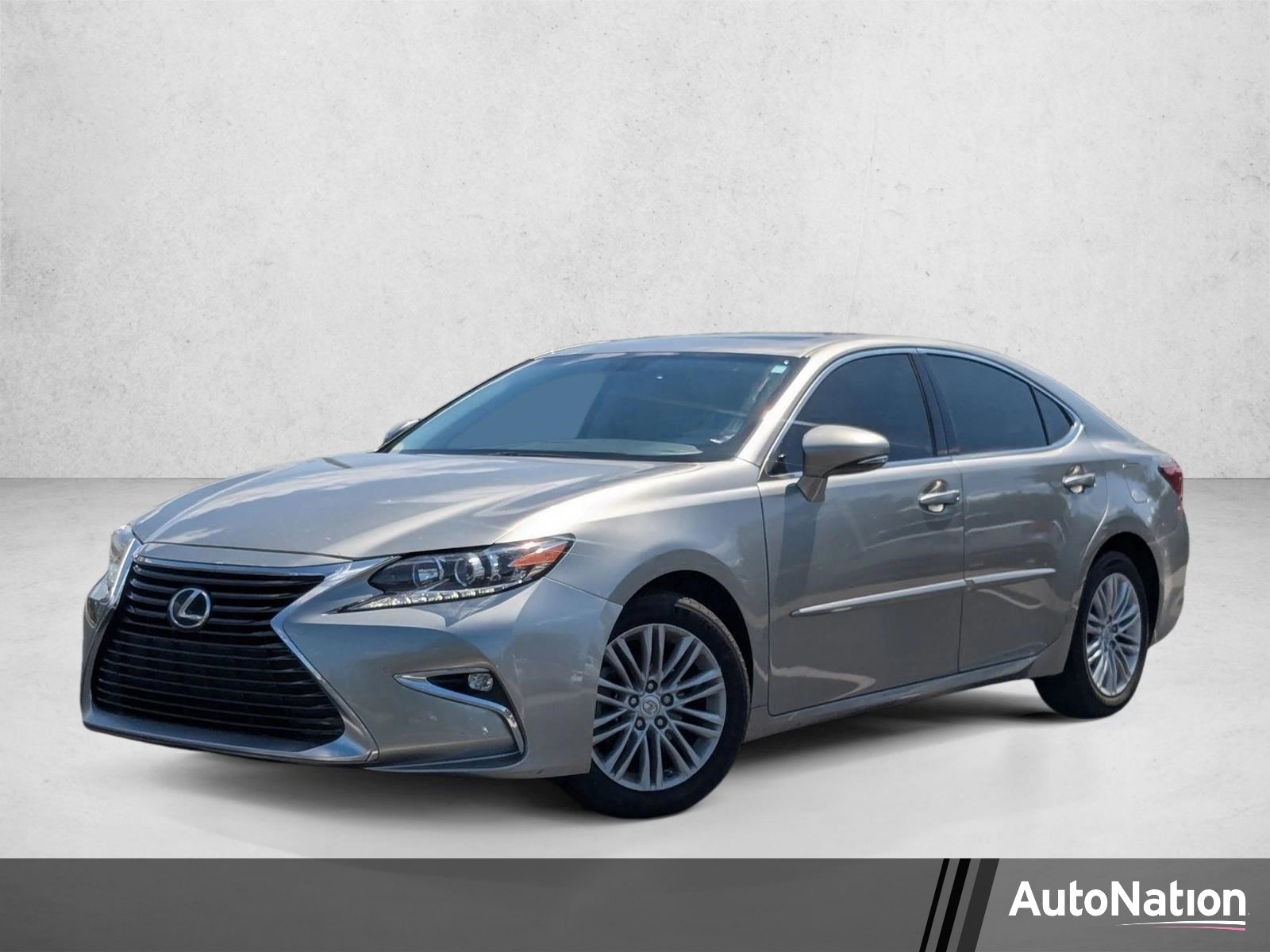 2016 Lexus ES 350 350's photo