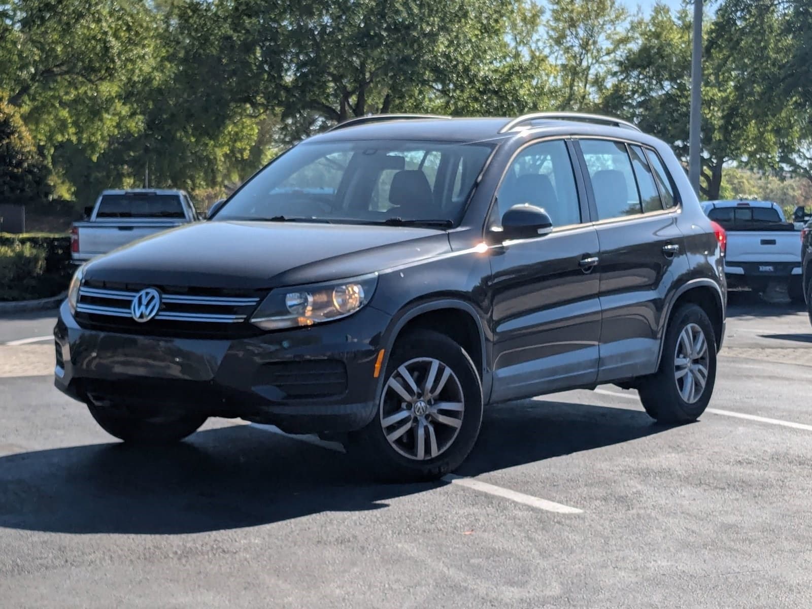 2016 Volkswagen Tiguan S
