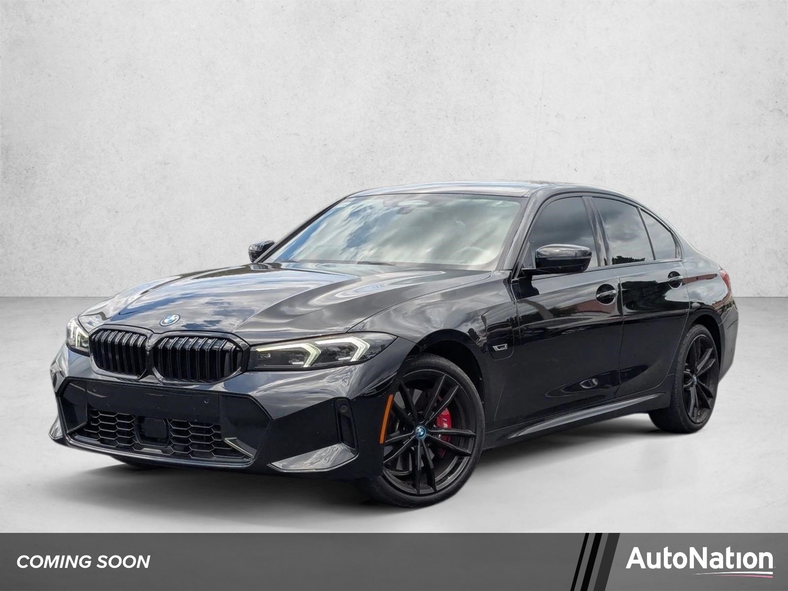 2023 BMW 3 Series 330e Sedan's photo