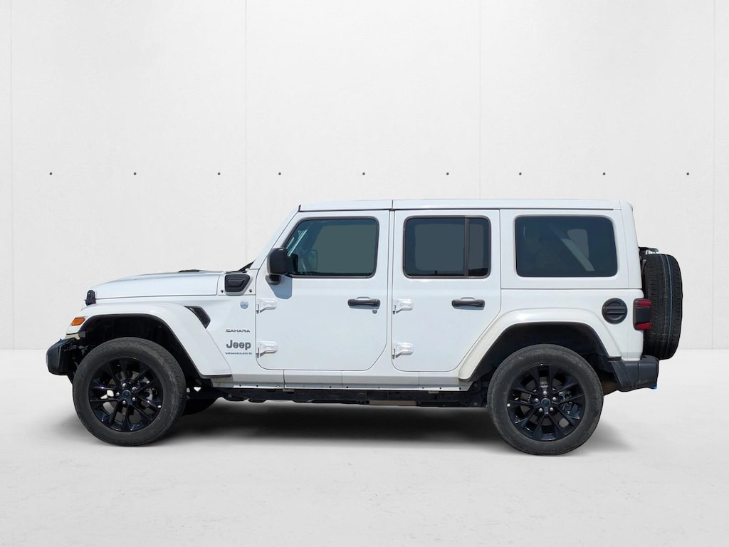 2024 Jeep Wrangler 4xe Sahara photo 4