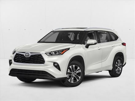 2022 Toyota Highlander XLE Sport Utility