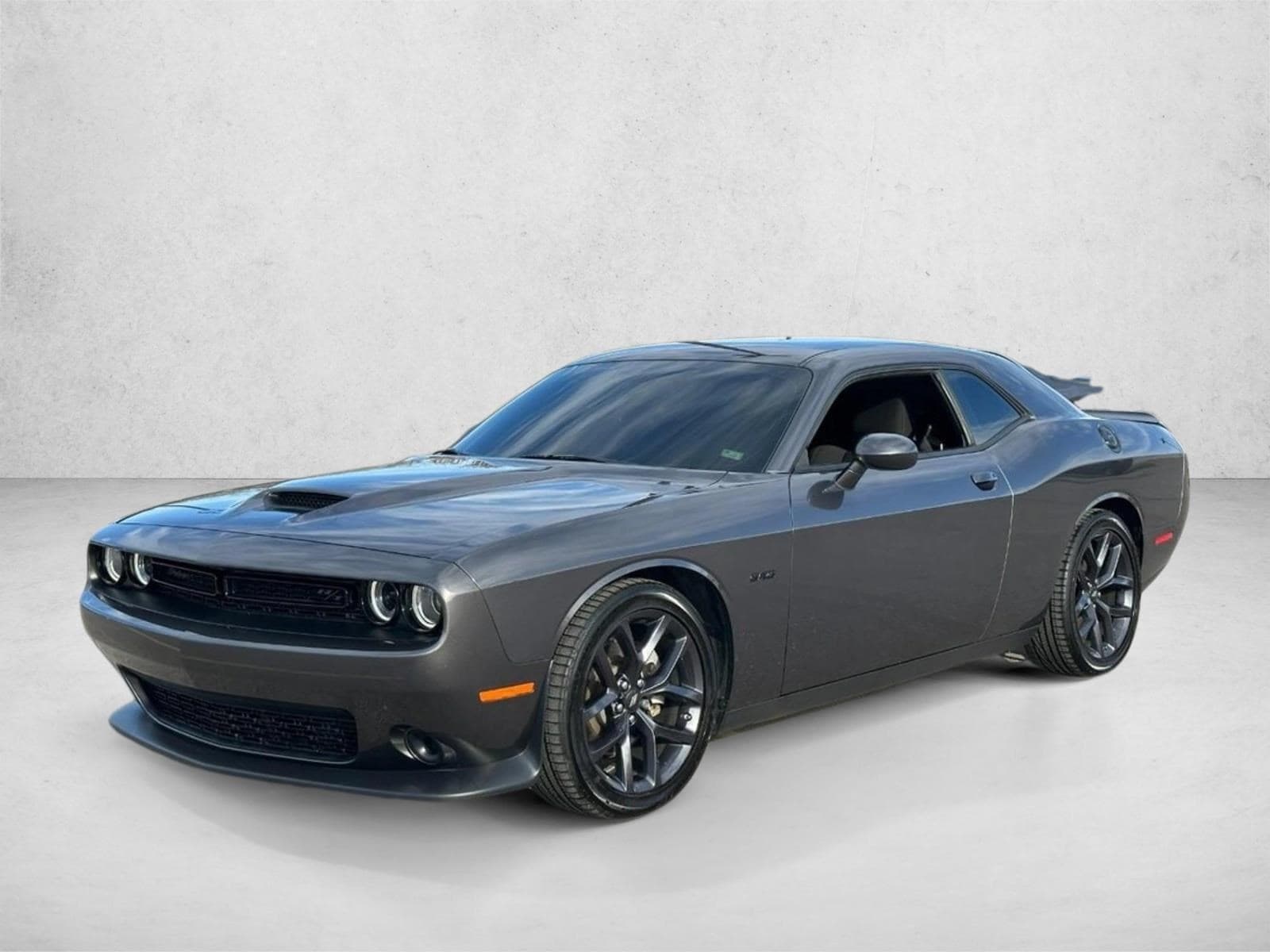 2023 Dodge Challenger R/T's photo