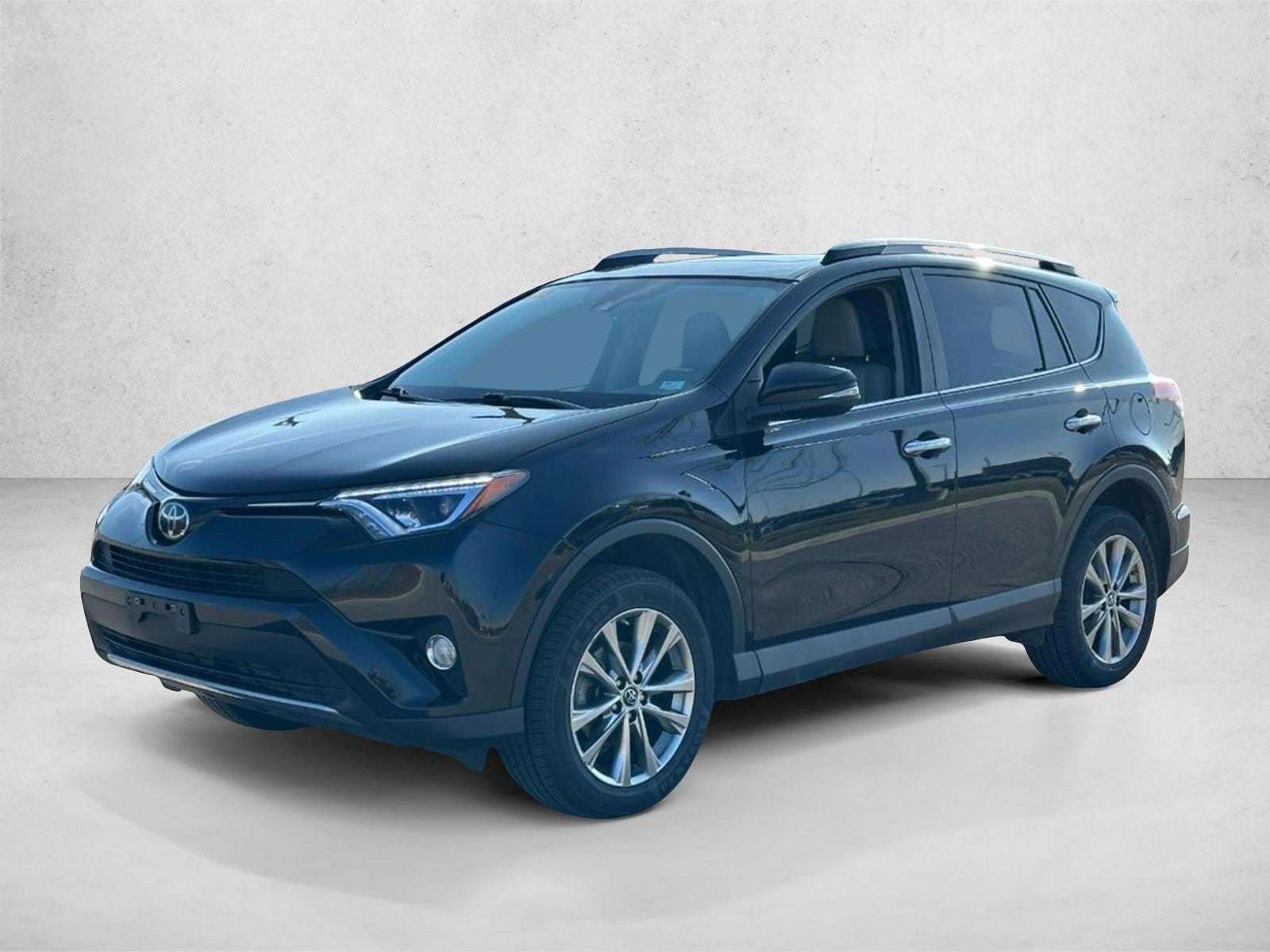 2017 Toyota RAV4 Limited's photo