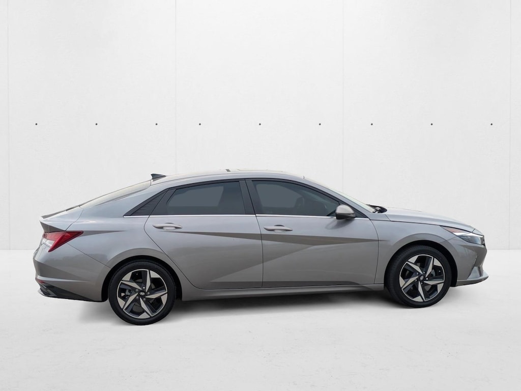 2023 Hyundai Elantra Hybrid Limited photo 3