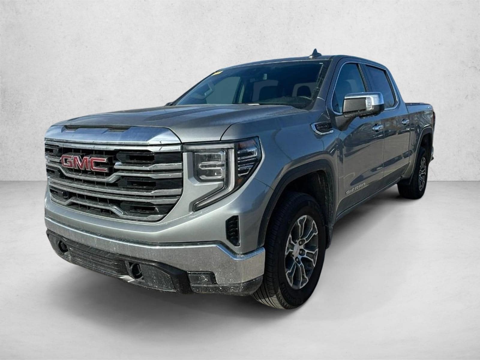 2025 GMC Sierra 1500 SLT's photo