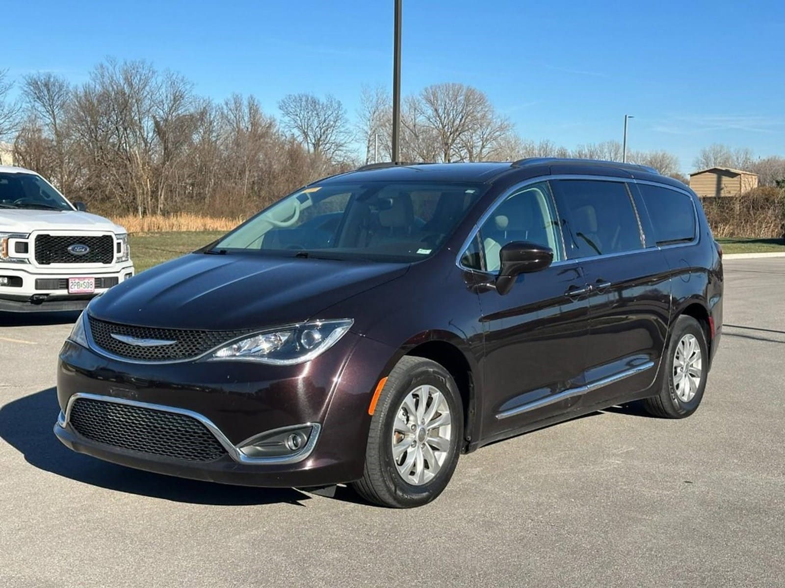 2018 Chrysler Pacifica Touring L's photo