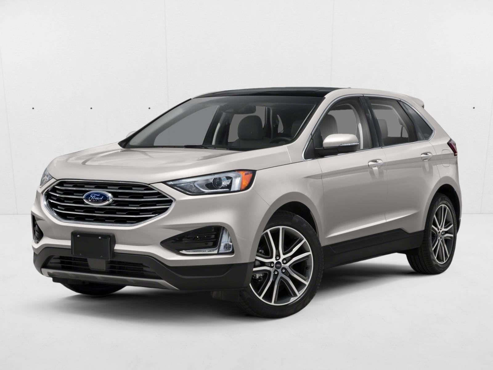 2019 Ford Edge Titanium's photo