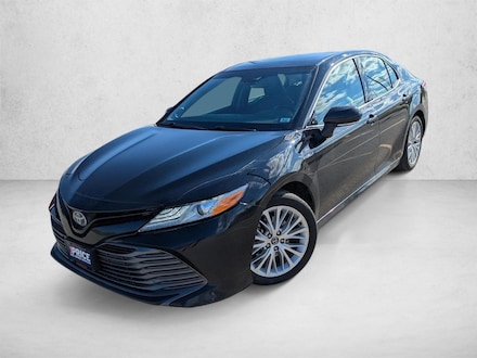 2020 Toyota Camry Hybrid XLE 4dr Car