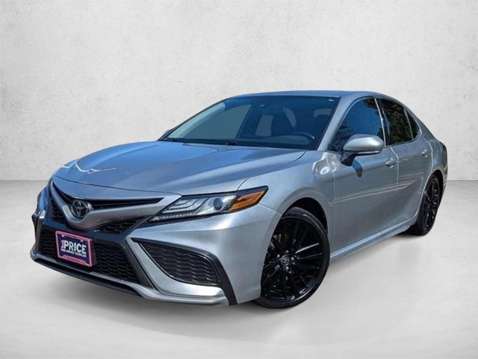 2023 Toyota Camry XSE's photo