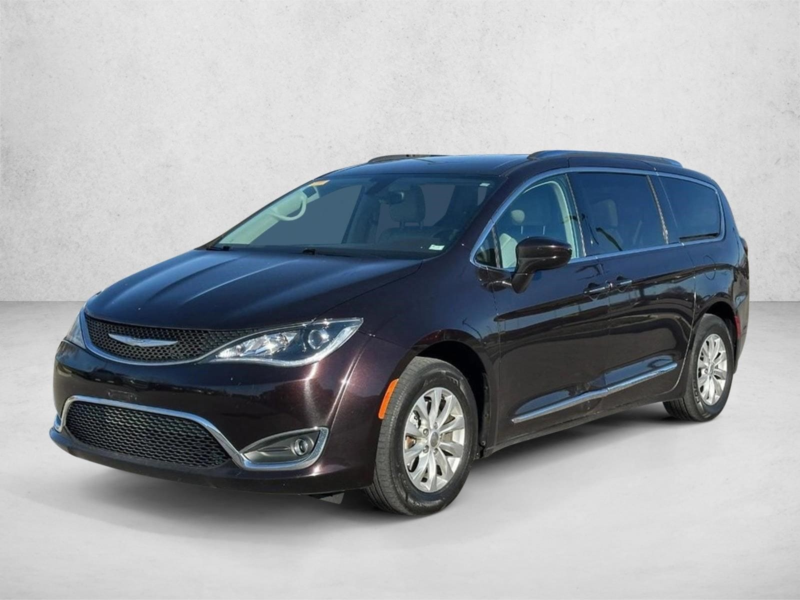 2018 Chrysler Pacifica Touring L's photo