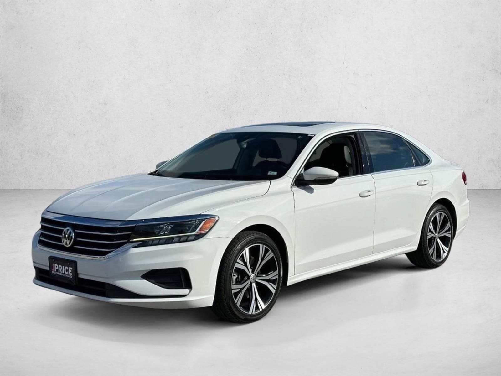 2021 Volkswagen Passat SE's photo