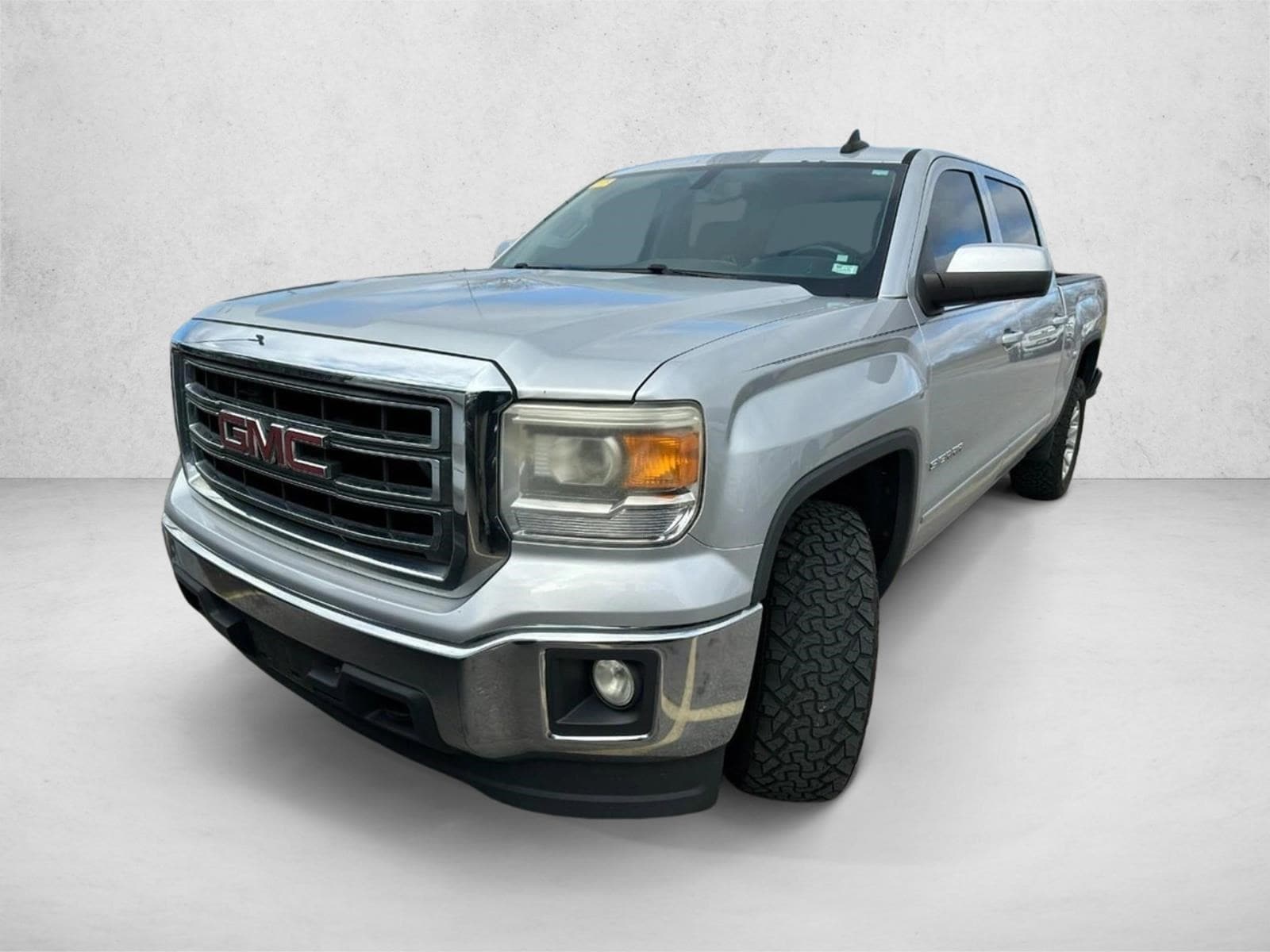 2015 GMC Sierra 1500 SLE's photo