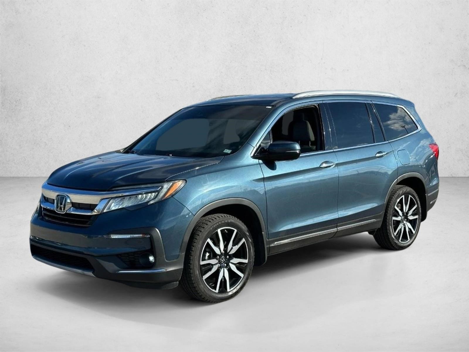 2020 Honda Pilot Elite's photo
