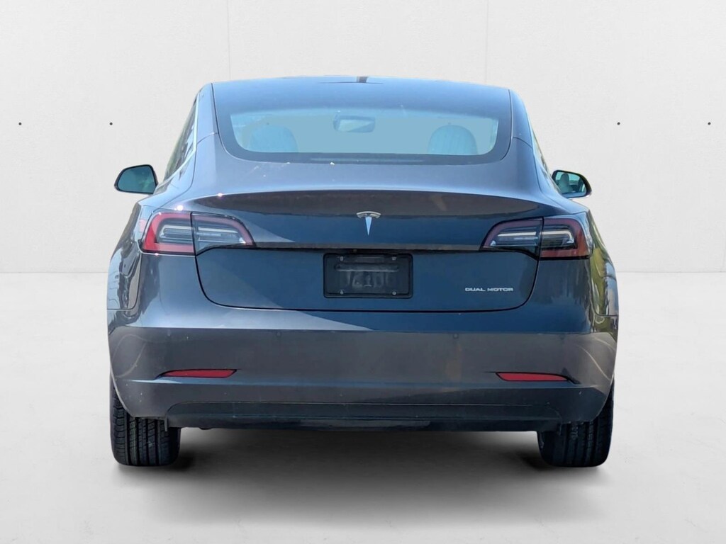 2019 Tesla Model 3 Long Range photo 4